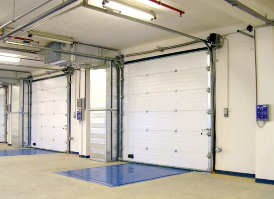 Πόρτες τμημάτων γκαραζόπορτες με μόνωση πολυουρεθάνης Πάχος πάνελ κυλίνδρου 40mm - 80mm
