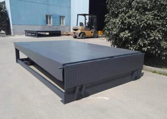 Ασφαλιστικές ράβδοι Μηχανολογικός εξομάλυνσης αποβάθρας φόρτωσης με γαλβανισμένη κινητή ράμπα υποδομής ανεμοφόρου