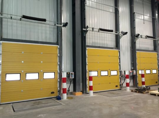 Εξατομικευμένη Ατσάλινη Διατομή Οροφής Πόρτας 50mm-80mm Πάχος Μονωμένης Διατομής Γκαραζόπορτας Εμπορικές Διατομικές Πόρτες