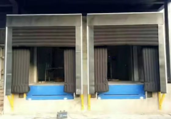 Energy Saving Excellent Fire Resistance Industrial Adjustable Inflatable Insulated Airtight Sealed Dock Shelter  for Warehouse Loading Bay to Reduce Heating Costs