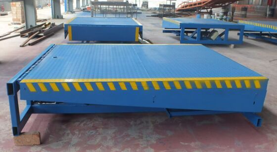 Αutomatic Dock Plate Dock Door Levelers Safe Electric Hydraulic Dock Leveler 6-15 Τόνους Factory Loading Container Dock Leveler Ασφαλής ηλεκτρικός υδραυλικός λιμένας