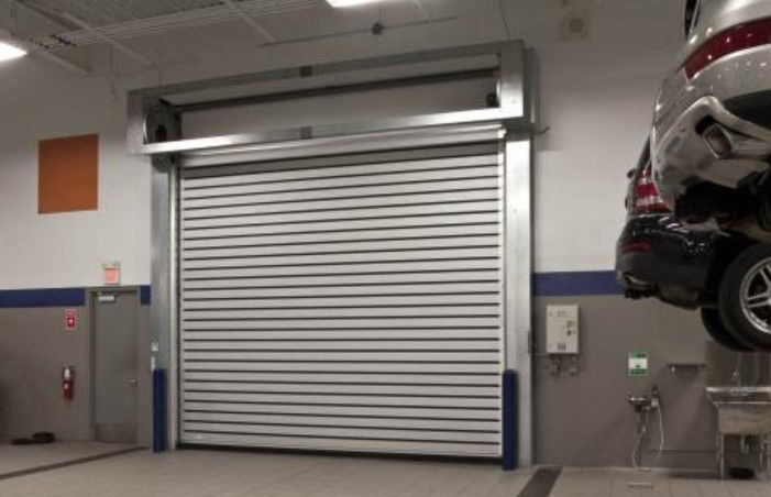 Εξωτερικό Γρήγορο Αλουμίνιο Ρολάρισμα Υψηλής Ταχύτητας Σπειροειδής Πύλη Ηλεκτρική τροφοδοσία 220V / 50HZ Μακροχρόνια
